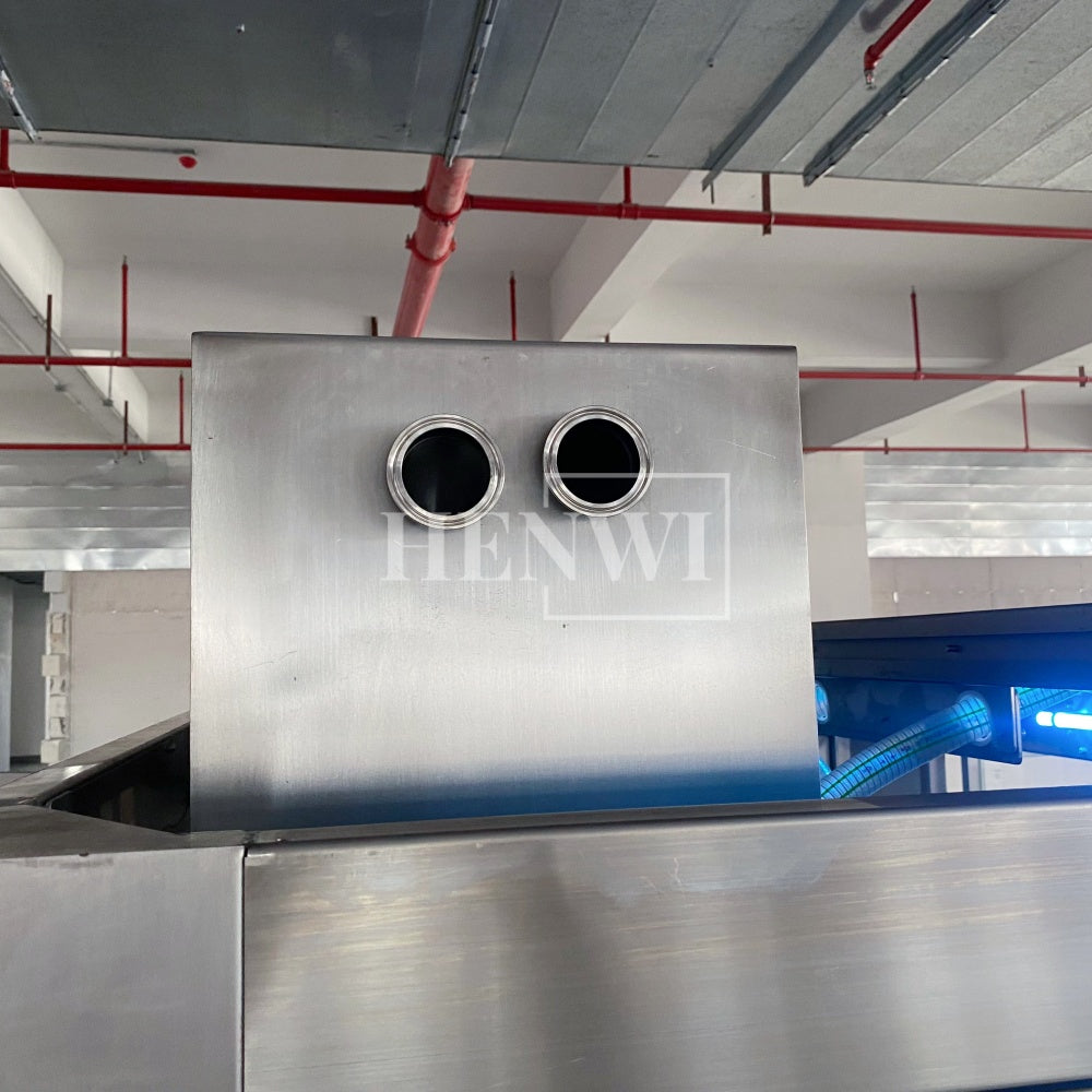 Henwi HWFM-T-4 Four Nozzles Tracking Model Automatic Liquid Bottling Filling Packing Machine 4 Heads Bottle Moving Filler