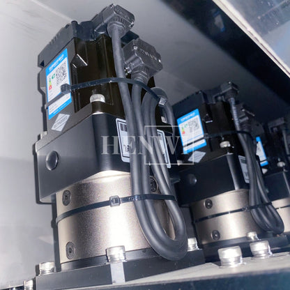 Henwi HWFM-T-4 Four Nozzles Tracking Model Automatic Liquid Bottling Filling Packing Machine 4 Heads Bottle Moving Filler