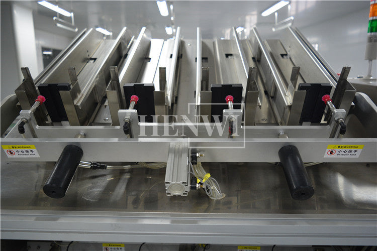 Henwi HWFSM-4 Lane Facial Sheet Mask Filler Sealer Four Positions Model Beauty Non-Woven Fabrics Filler and Sealer Machine