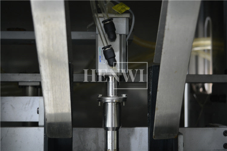 Henwi HWFSM-4 Lane Facial Sheet Mask Filler Sealer Four Positions Model Beauty Non-Woven Fabrics Filler and Sealer Machine