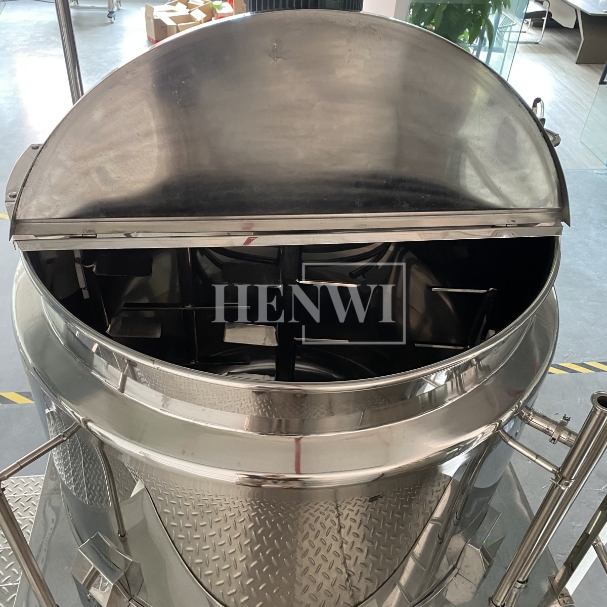 Henwi HWHM-F-2000L Fixed Platform Model Half-Opened Foldable Cover Homogenizing Heating Mixer Tank Machine