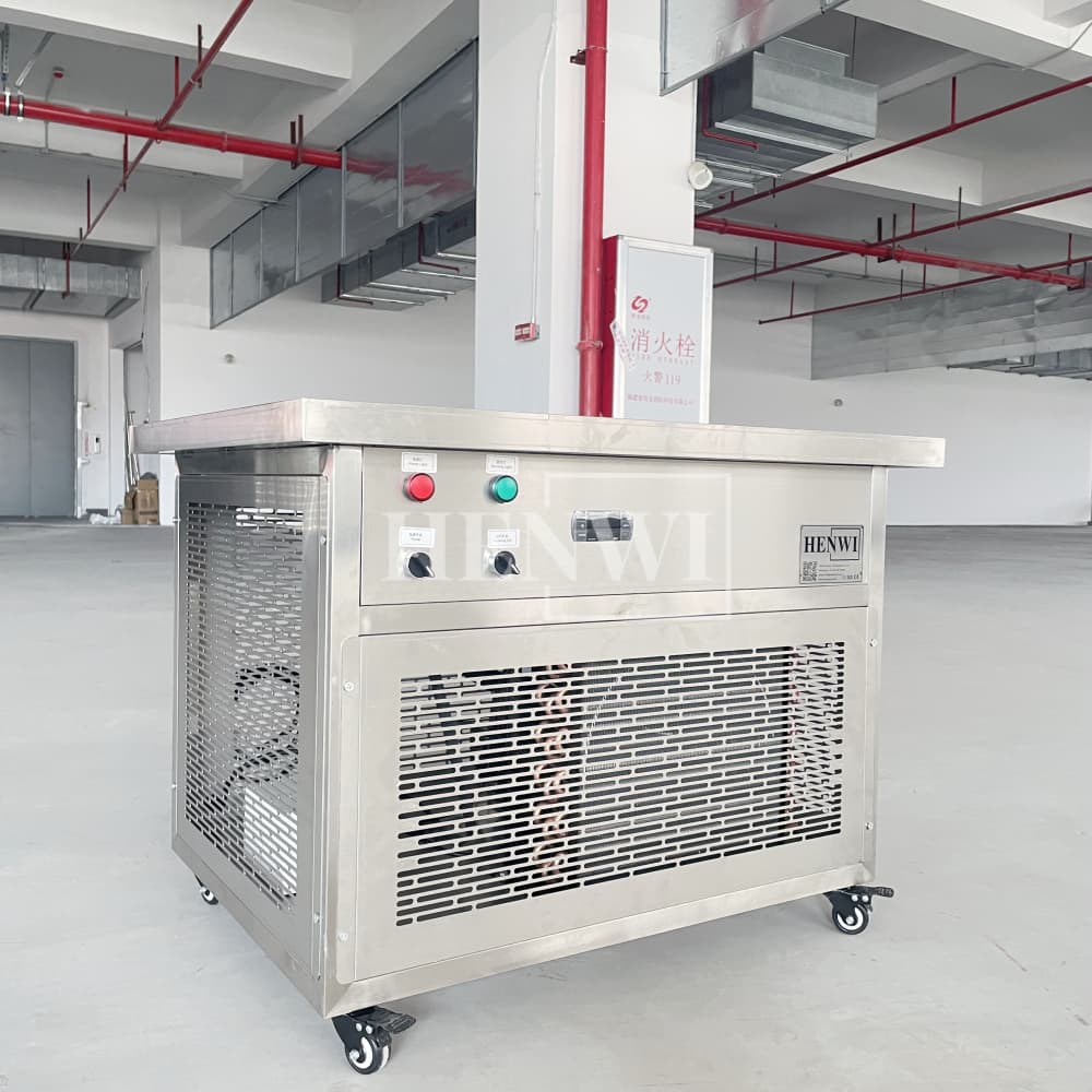 Henwi HWKH-Chilling Platform Table Lipstick Lippie Freezing Machine Lip Care Balm Chiller Desk Lip Cream Cooling Chilling Equipment for Cosmetics Lip Oil