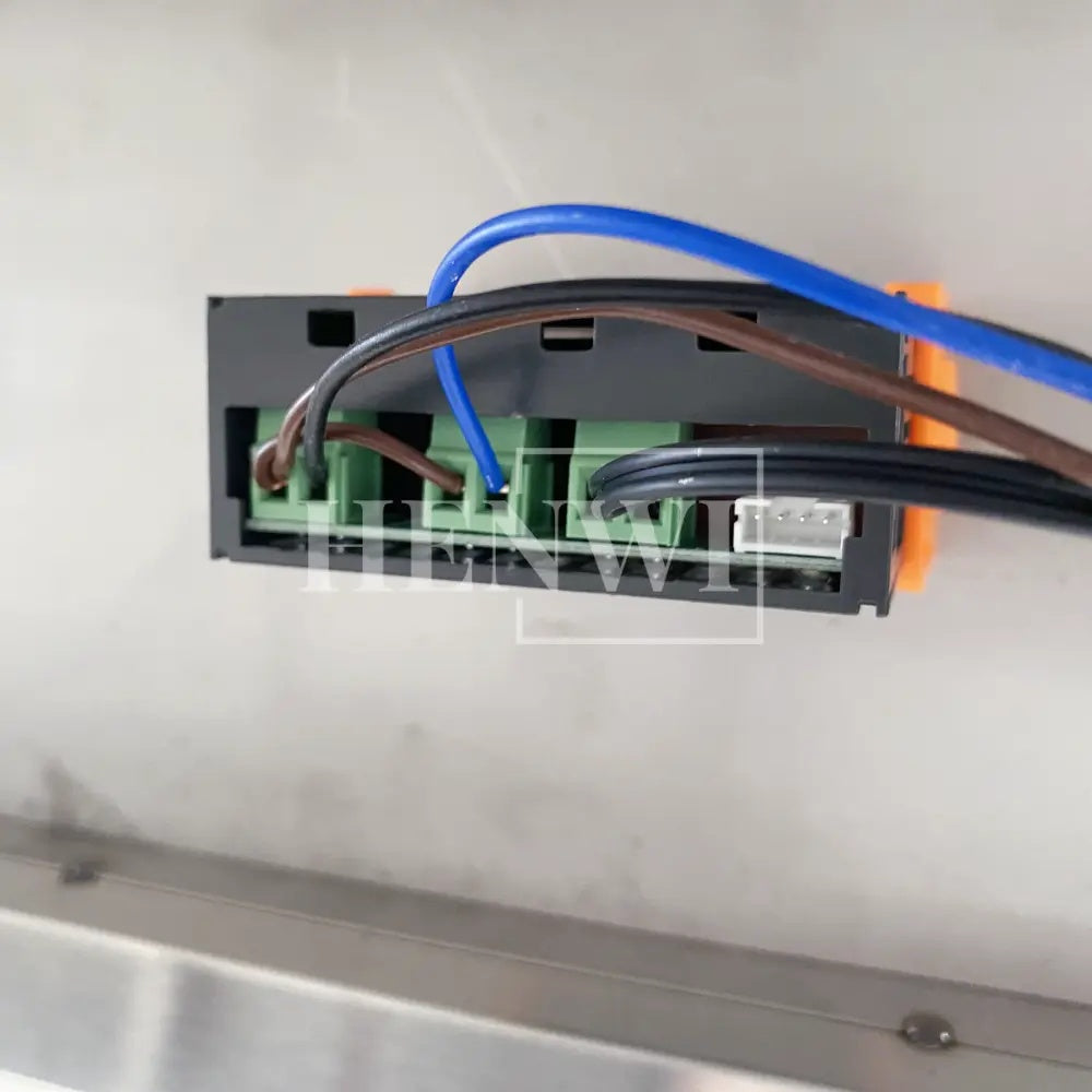 Henwi HWKH-Chilling Platform Table Lipstick Lippie Freezing Machine Lip Care Balm Chiller Desk Lip Cream Cooling Chilling Equipment for Cosmetics Lip Oil