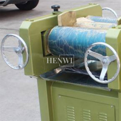 Henwi HWKH-S65 Model Three Roll Mill Lipstick Raw Material Lipgloss Powder Grinding Crushing Machine Eye Shadow Makeup Powder Pulverizer