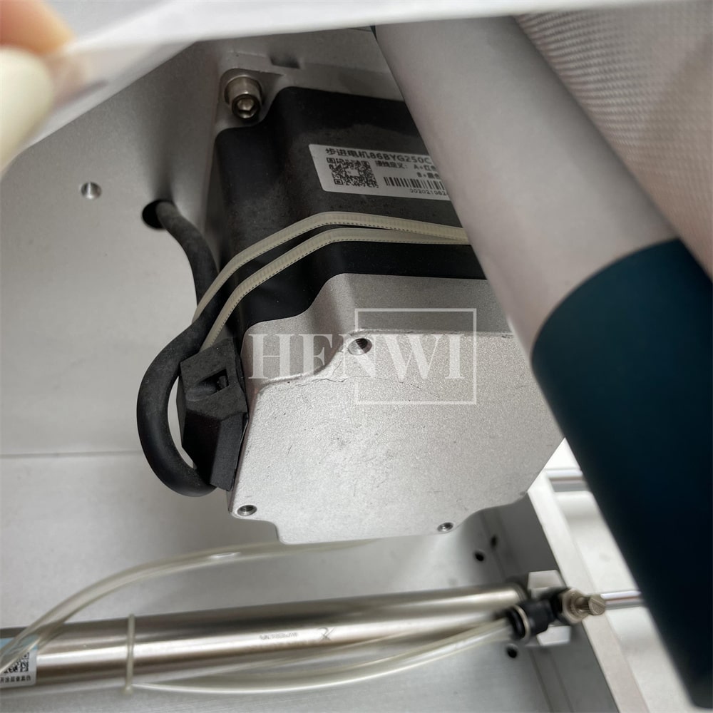 Henwi HWFCL- 1 Nozzle Semi-Auto Liquid Mixing Heating Bottling Filling Machine One Head Bottle Filler With Mixer Heater with Semi Automatic Bottle Cover Cap Capping Labeling Machine Line with Handheld Induction Sealing Device with Cooling Tunnel