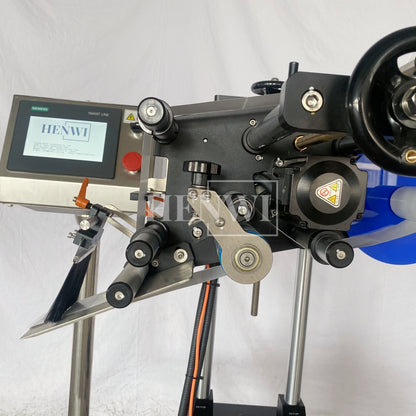 Henwi HWLM-MTF Automatic Mobile Bottle Jar Flat Top / Box Case Sides Labeller Machine Self-Adhesive Sticker Labeling Machine