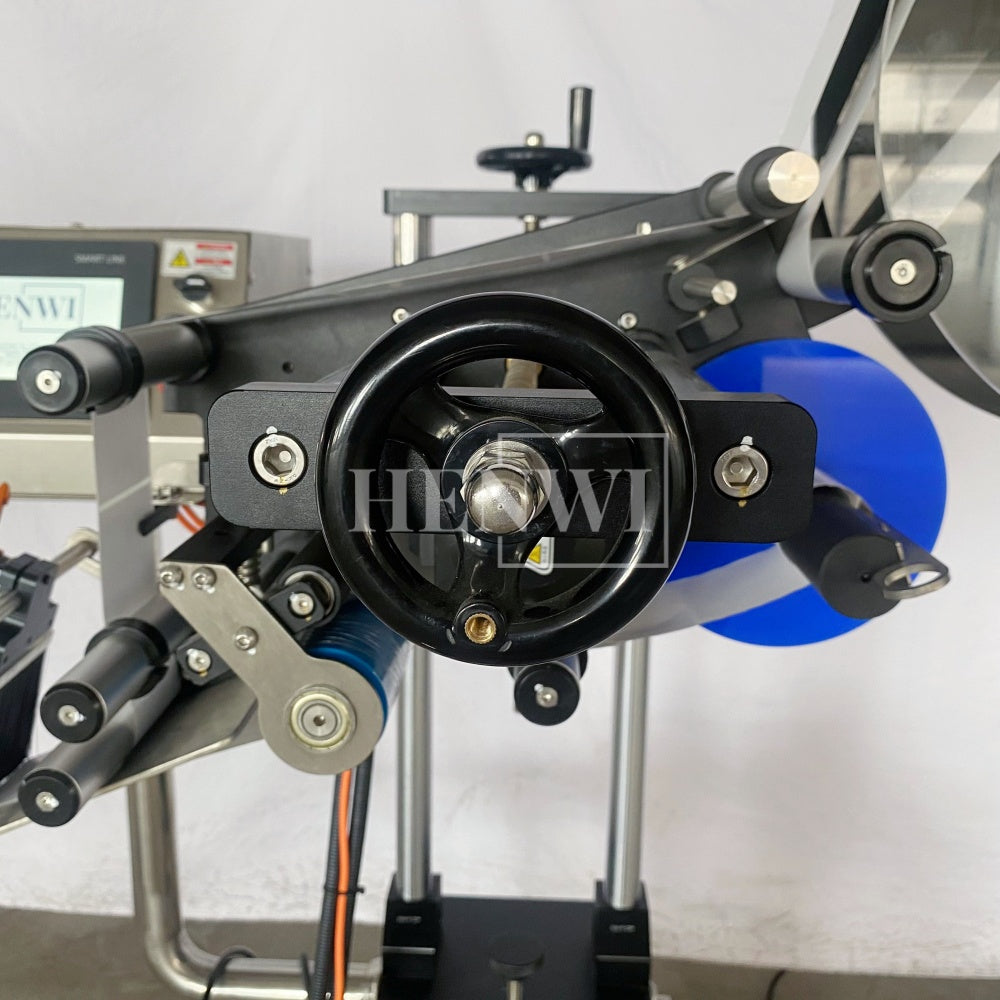 Henwi HWLM-MTF Automatic Mobile Bottle Jar Flat Top / Box Case Sides Labeller Machine Self-Adhesive Sticker Labeling Machine