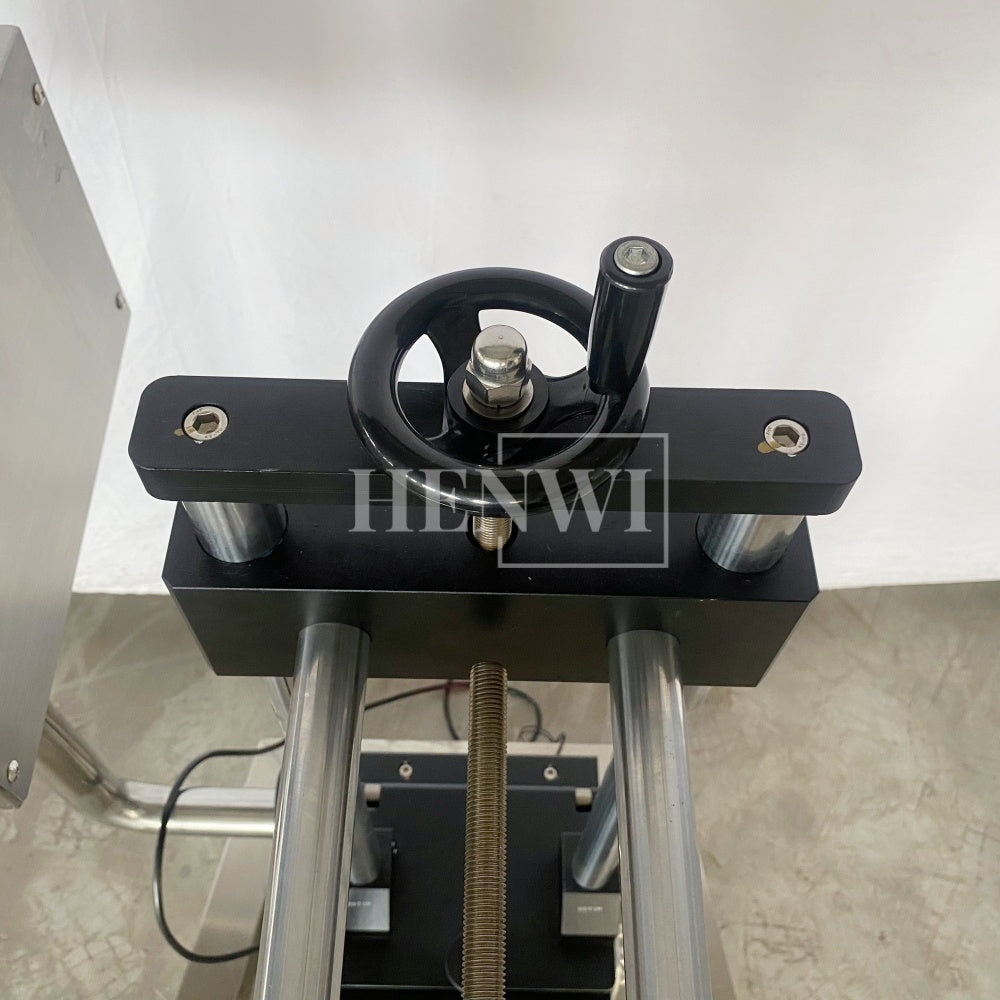 Henwi HWLM-MTF Automatic Mobile Bottle Jar Flat Top / Box Case Sides Labeller Machine Self-Adhesive Sticker Labeling Machine