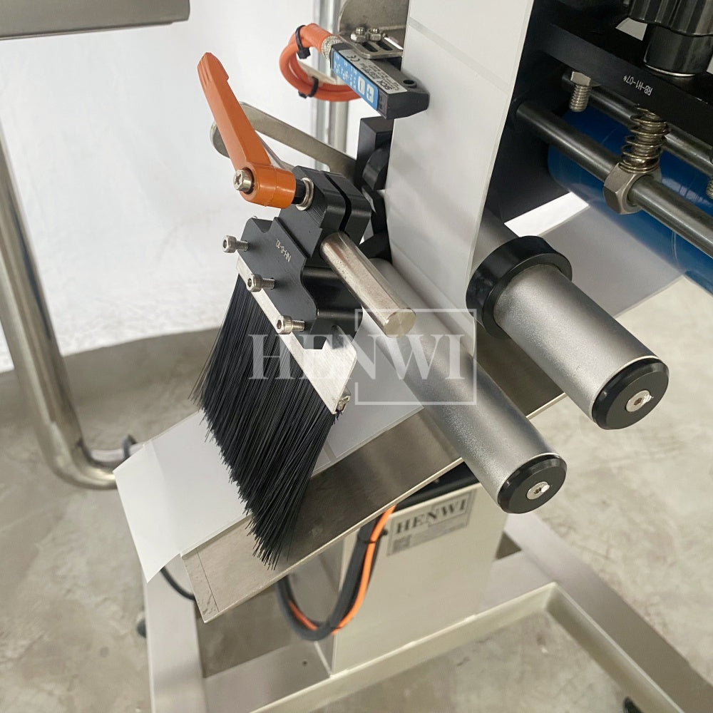 Henwi HWLM-MTF Automatic Mobile Bottle Jar Flat Top / Box Case Sides Labeller Machine Self-Adhesive Sticker Labeling Machine