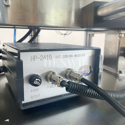 Henwi HWLM-RS 1 Side Automatic Round Bottle & Square Bottle One Side Labeller Machine Self-Adhesive Sticker Labeling Machine