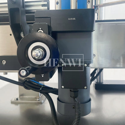Henwi HWLM-RS 1 Side Automatic Round Bottle & Square Bottle One Side Labeller Machine Self-Adhesive Sticker Labeling Machine