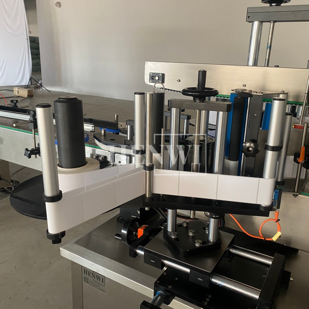 Henwi HWLM-RS Automatic Round Bottle & Square Bottle Double Side Labeller Machine Self-Adhesive Sticker Labeling Machine