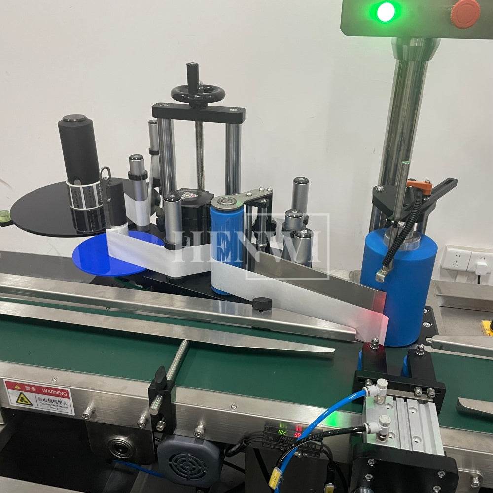 Henwi HWLM-RSTB Automatic Round Bottle & Square Bottle Top & Bottom Double Side Labeller Machine Self-Adhesive Sticker Labeling Machine