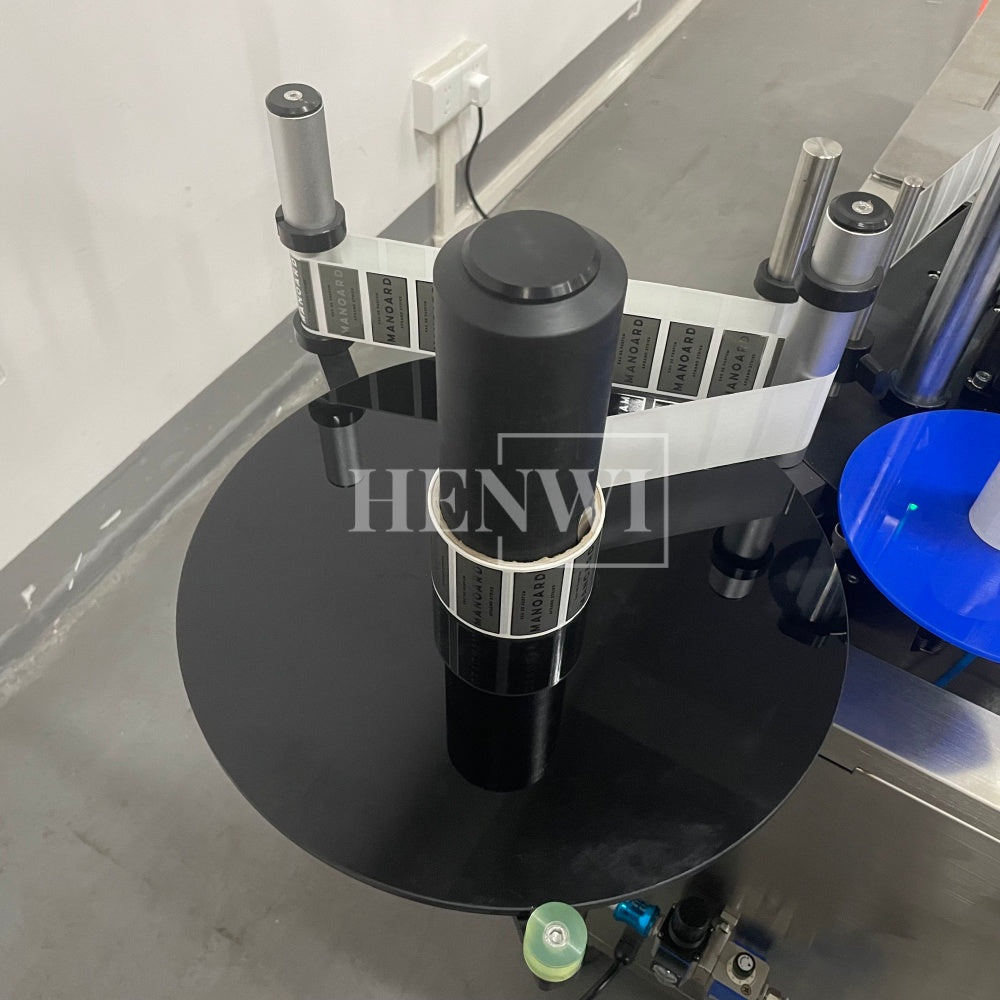 Henwi HWLM-RSTB Automatic Round Bottle & Square Bottle Top & Bottom Double Side Labeller Machine Self-Adhesive Sticker Labeling Machine