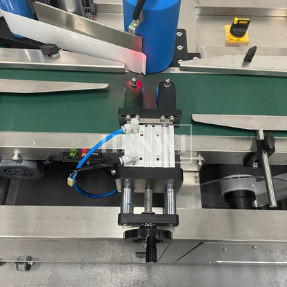 Henwi HWLM-RSTB Automatic Round Bottle & Square Bottle Top & Bottom Double Side Labeller Machine Self-Adhesive Sticker Labeling Machine