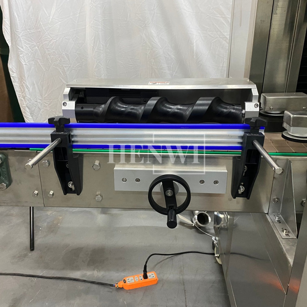 Henwi HWLM-Bottle Sleeve Dropping Wrapping Shrinking Machine Plastic Glass Beer Bottle Jar Pop Can Tin Sleeve Labeling Steam Shrinking Machine