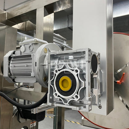 Henwi HWLM-Bottle Sleeve Dropping Wrapping Shrinking Machine Plastic Glass Beer Bottle Jar Pop Can Tin Sleeve Labeling Steam Shrinking Machine