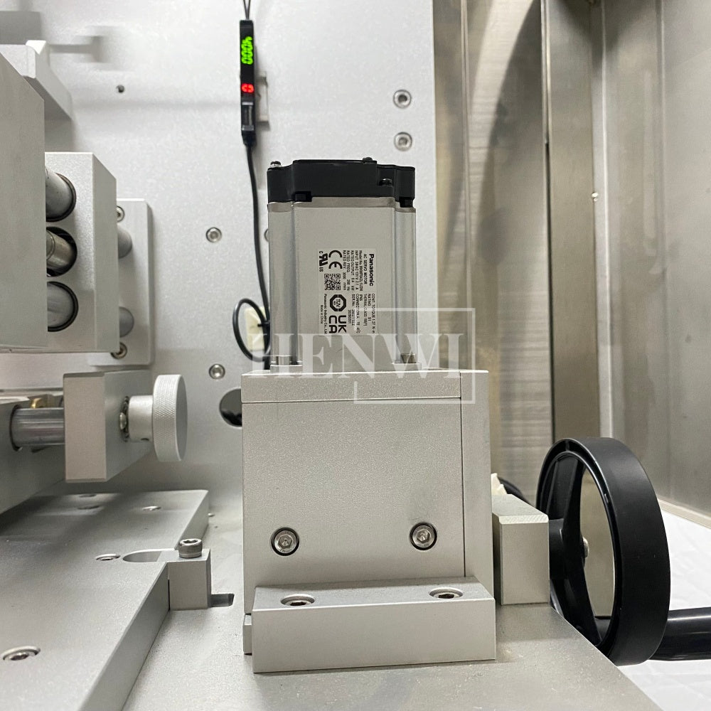 Henwi HWLM-Bottle Sleeve Dropping Wrapping Shrinking Machine Plastic Glass Beer Bottle Jar Pop Can Tin Sleeve Labeling Steam Shrinking Machine