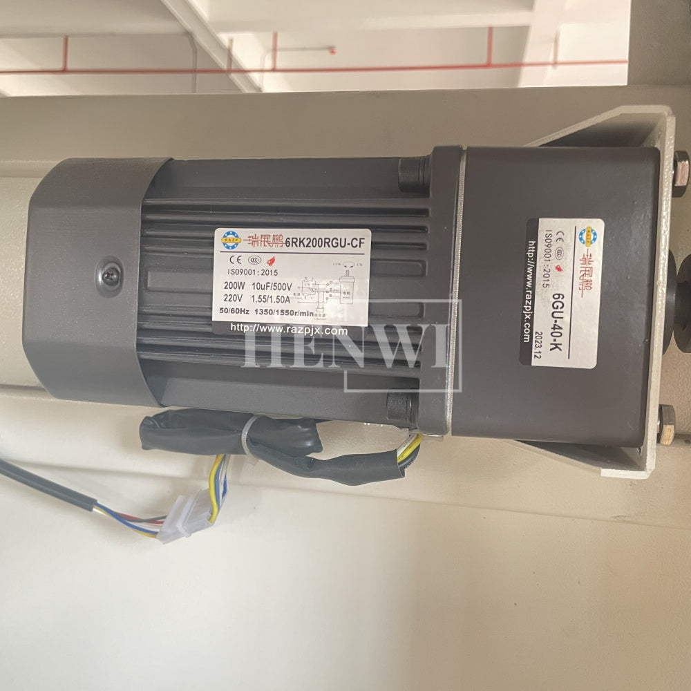 Henwi HWMB-Sleeve LDPE Film Labels Wrapping Sealing Shrinking Machine Sleeve Model Film Overwrapping Cutting Sealing Machine Plastic Glass Beer Bottle Film Packaging Heating Shrinking Machine