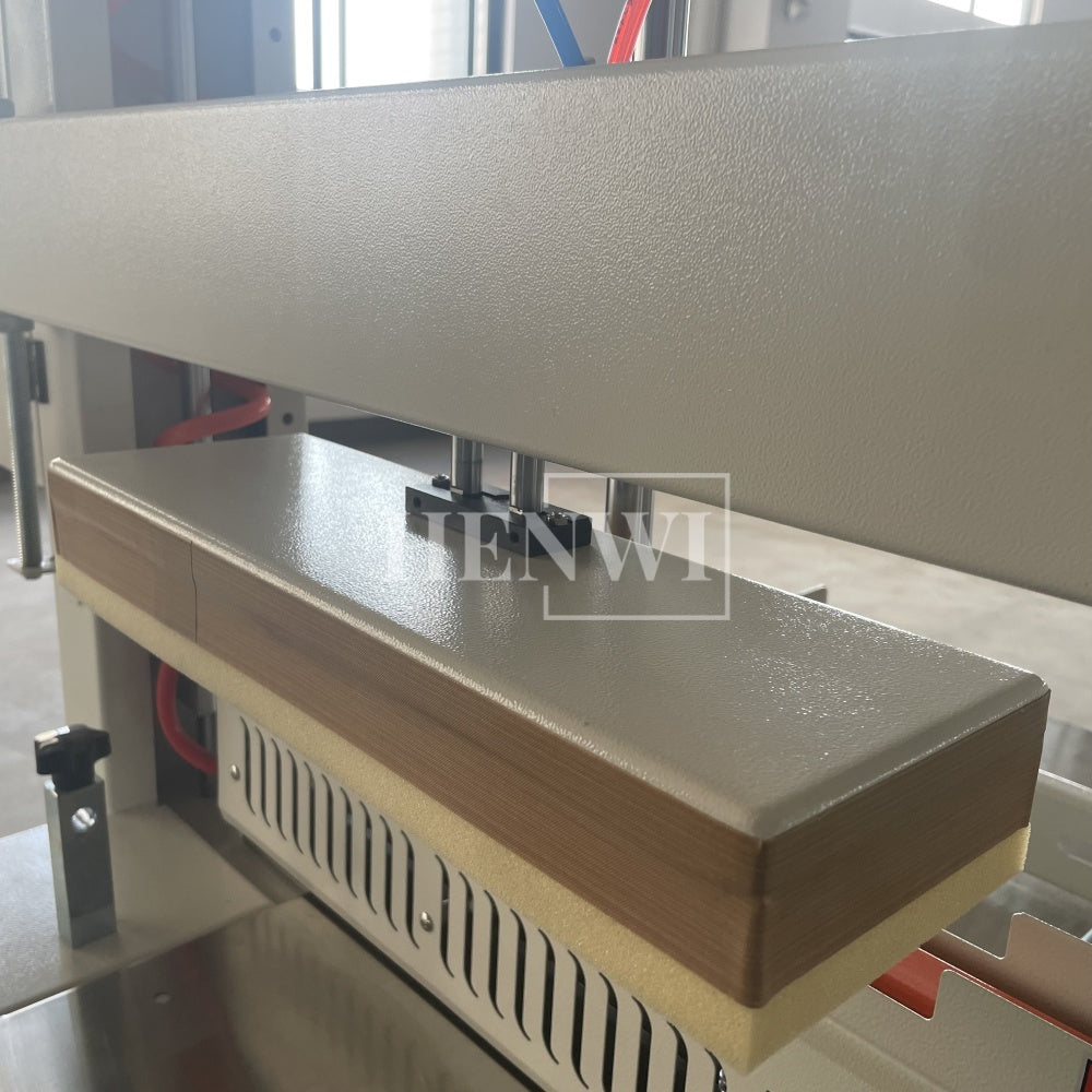 Henwi HWMB-Sleeve LDPE Film Labels Wrapping Sealing Shrinking Machine Sleeve Model Film Overwrapping Cutting Sealing Machine Plastic Glass Beer Bottle Film Packaging Heating Shrinking Machine