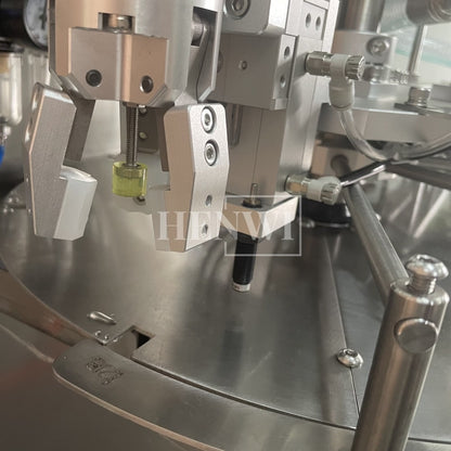 Henwi HWFM-S1 Desktop Semi Auto Spout Sachet Filling Capping Machine 1 Nozzle Spout Pouch Bag One Station Filler Sealer