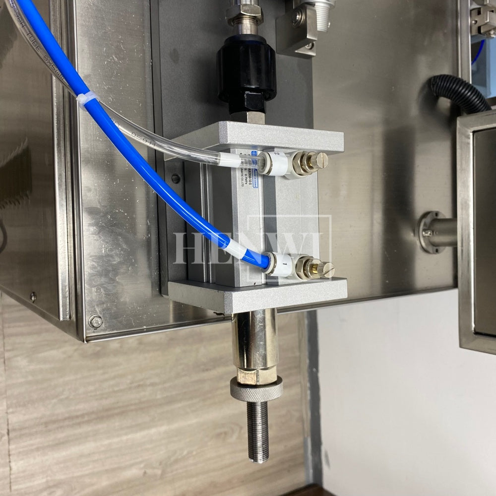 Henwi HWSM-1 Lane Liquid Sachet Filler Sealer Water Juice Honey Sauce Shampoo Cream Syrup Filling Packing Machine