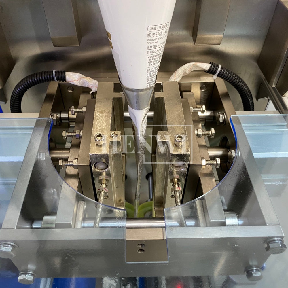 Henwi HWSM-1 Lane Liquid Sachet Filler Sealer Water Juice Honey Sauce Shampoo Cream Syrup Filling Packing Machine