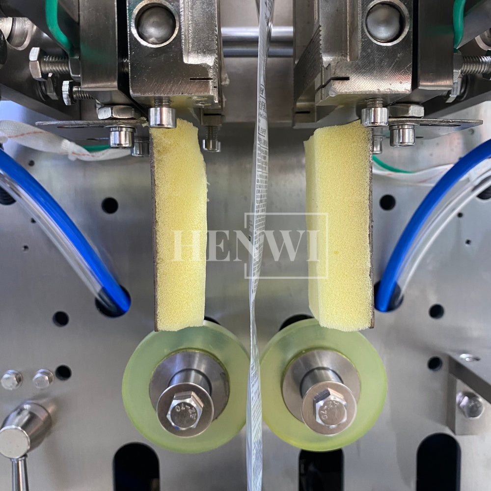 Henwi HWSM-1 Lane Liquid Sachet Filler Sealer Water Juice Honey Sauce Shampoo Cream Syrup Filling Packing Machine