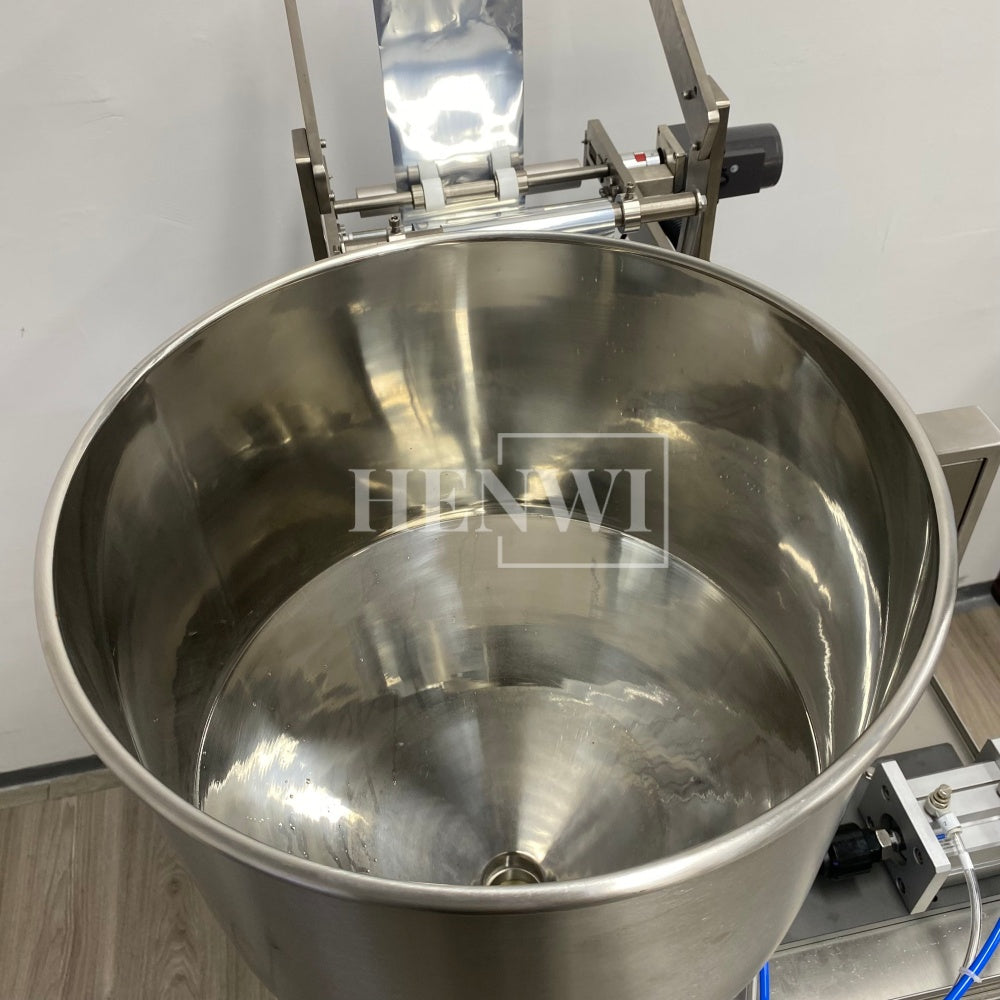 Henwi HWSM-1 Lane Liquid Sachet Filler Sealer Water Juice Honey Sauce Shampoo Cream Syrup Filling Packing Machine
