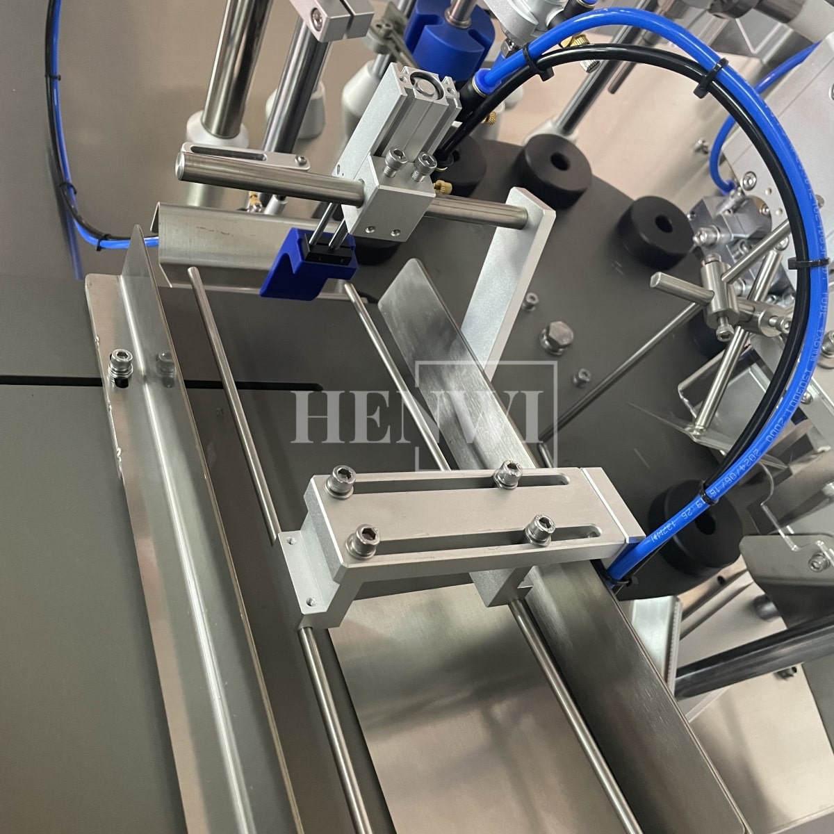 Henwi HWTM-US Automatic Laminated Tube Filling Sealing Machine Composited Tube Filler And Ultrasonic Sealer