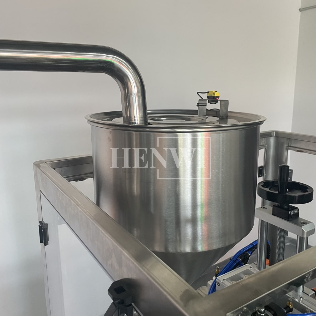 Henwi HWTM-US Automatic Laminated Tube Filling Sealing Machine Composited Tube Filler And Ultrasonic Sealer