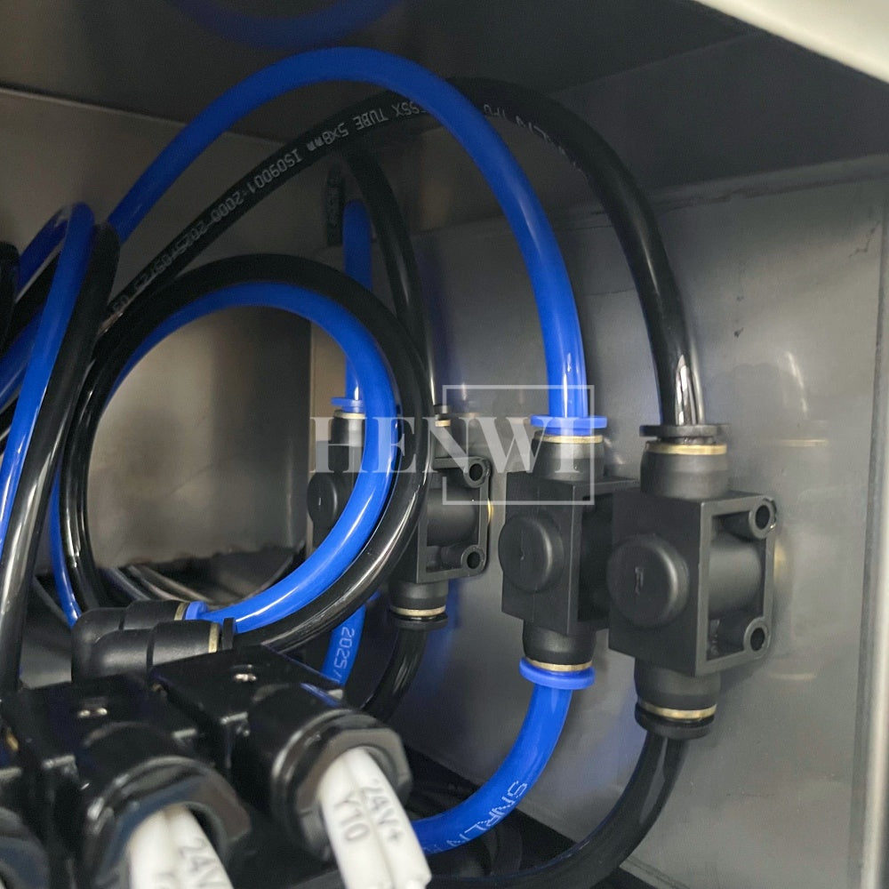 Henwi HWFM-S-VF1 Полуавтоматическая машина для розлива и упаковки жидкостей с одной насадкой Вертикальный наполнитель для бутылок с 1 головкой