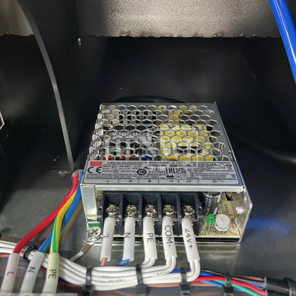 Henwi HWFM-S-VF1 Полуавтоматическая машина для розлива и упаковки жидкостей с одной насадкой Вертикальный наполнитель для бутылок с 1 головкой