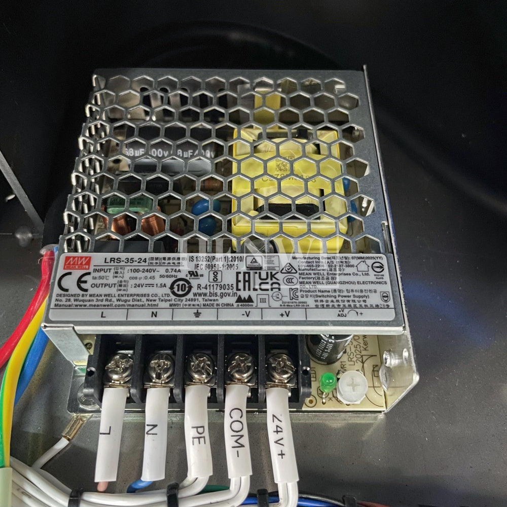 Henwi HWFM-S-VF1 Полуавтоматическая машина для розлива и упаковки жидкостей с одной насадкой Вертикальный наполнитель для бутылок с 1 головкой