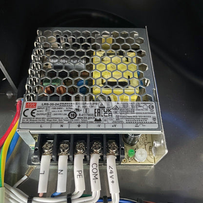 Henwi HWFM-S-VF1 Полуавтоматическая машина для розлива и упаковки жидкостей с одной насадкой Вертикальный наполнитель для бутылок с 1 головкой