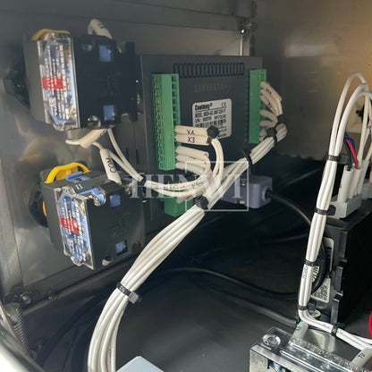 Henwi HWFM-S-VF1 Полуавтоматическая машина для розлива и упаковки жидкостей с одной насадкой Вертикальный наполнитель для бутылок с 1 головкой