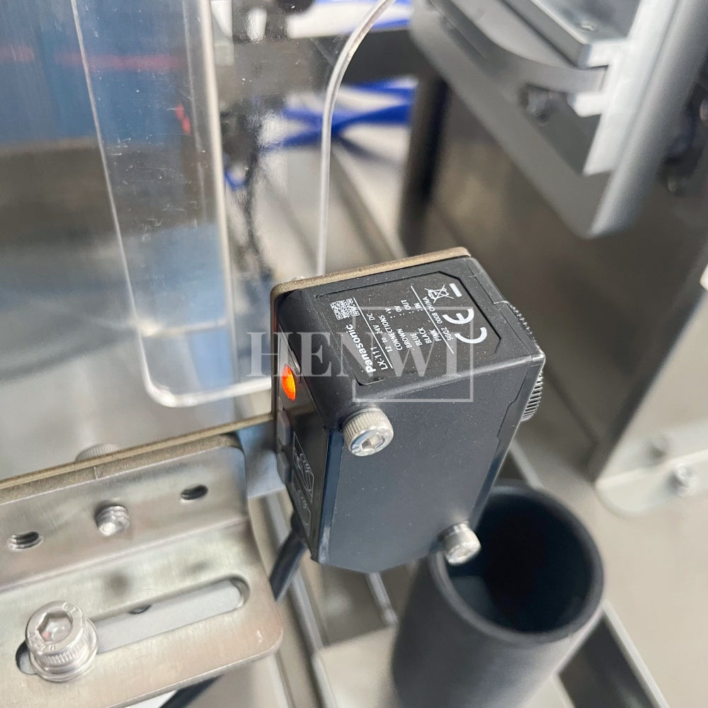 Henwi HWFM-S-VF1 Полуавтоматическая машина для розлива и упаковки жидкостей с одной насадкой Вертикальный наполнитель для бутылок с 1 головкой
