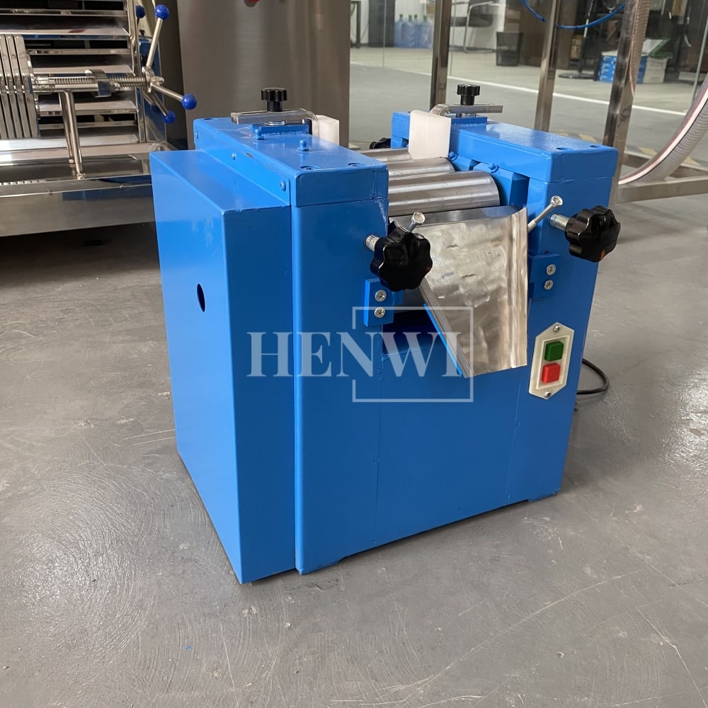 Henwi HWKH-S65 Model Three Roll Mill Lipstick Raw Material Lipgloss Powder Grinding Crushing Machine Eye Shadow Makeup Powder Pulverizer