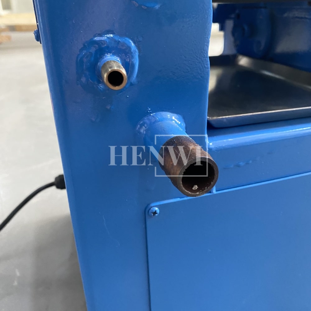 Henwi HWKH-S65 Model Three Roll Mill Lipstick Raw Material Lipgloss Powder Grinding Crushing Machine Eye Shadow Makeup Powder Pulverizer