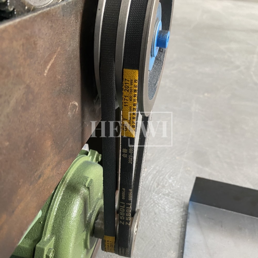 Henwi HWKH-S65 Model Three Roll Mill Lipstick Raw Material Lipgloss Powder Grinding Crushing Machine Eye Shadow Makeup Powder Pulverizer