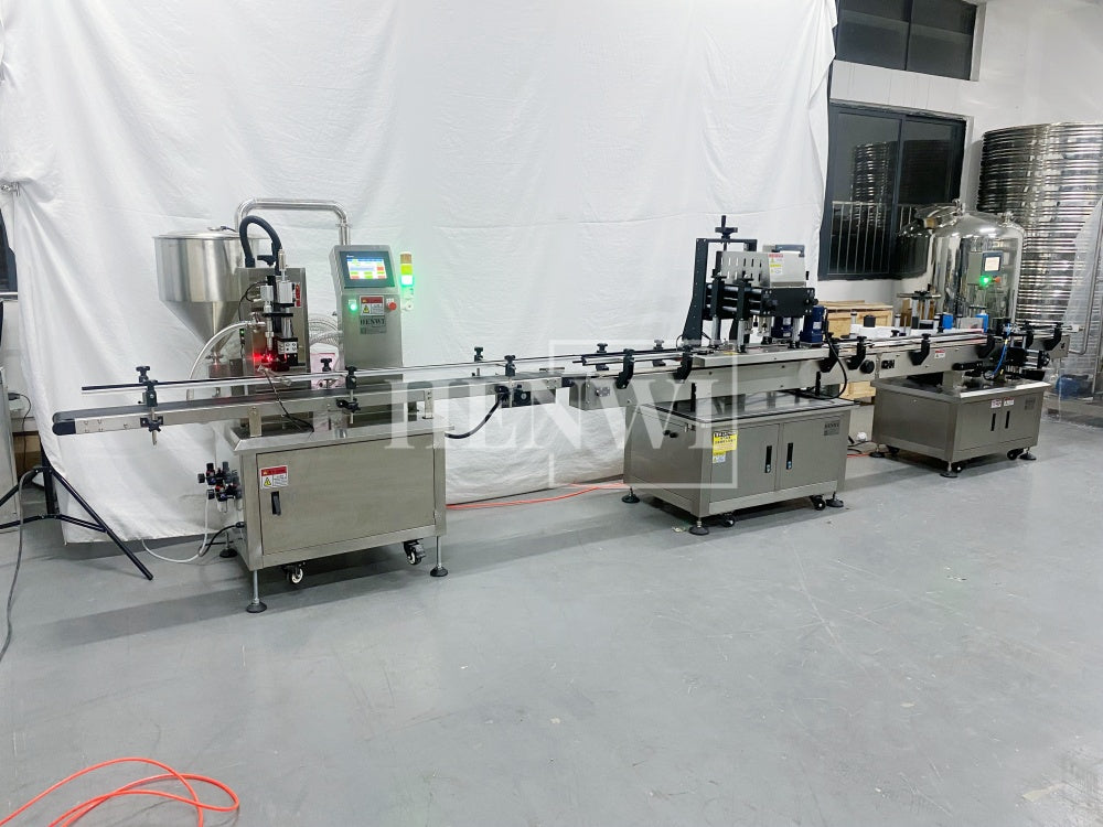 Henwi HWFCL-Automatic 1  Nozzle Gear Pump Liquid Filling Machine with 4 Wheels Capping Machine with Round Bottle Labeling Machine